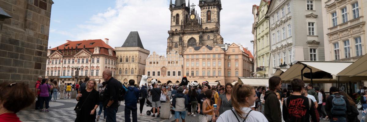Serwis 捷克, 高等教育: 大学, 大学学位, 硕士, 留学博士, 大學排名 - v.ZH, study (Czech Republic)